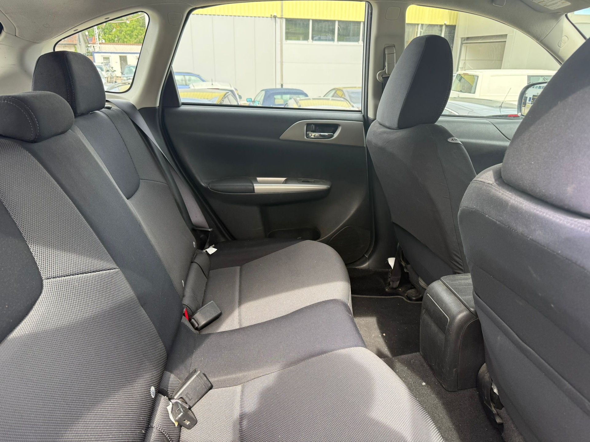 SUBARU Impreza 2.0R Comfort-image-13