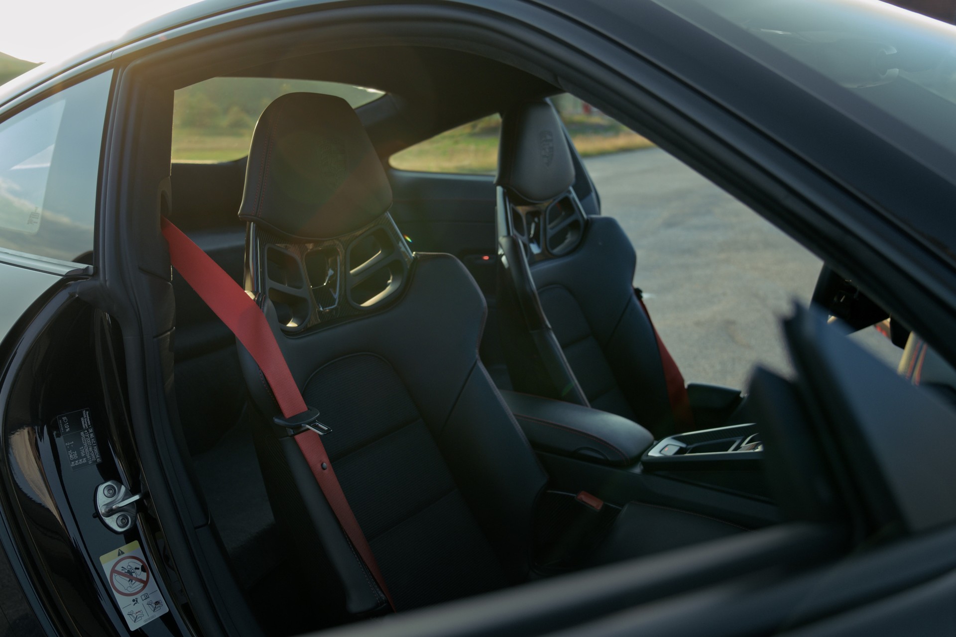 PORSCHE 4.0 GT3 Touring PDK-image-3