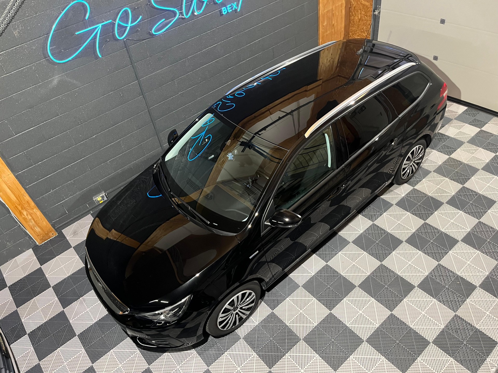 PEUGEOT 308 SW 1.2 Pure Tech Style EAT8-image-5