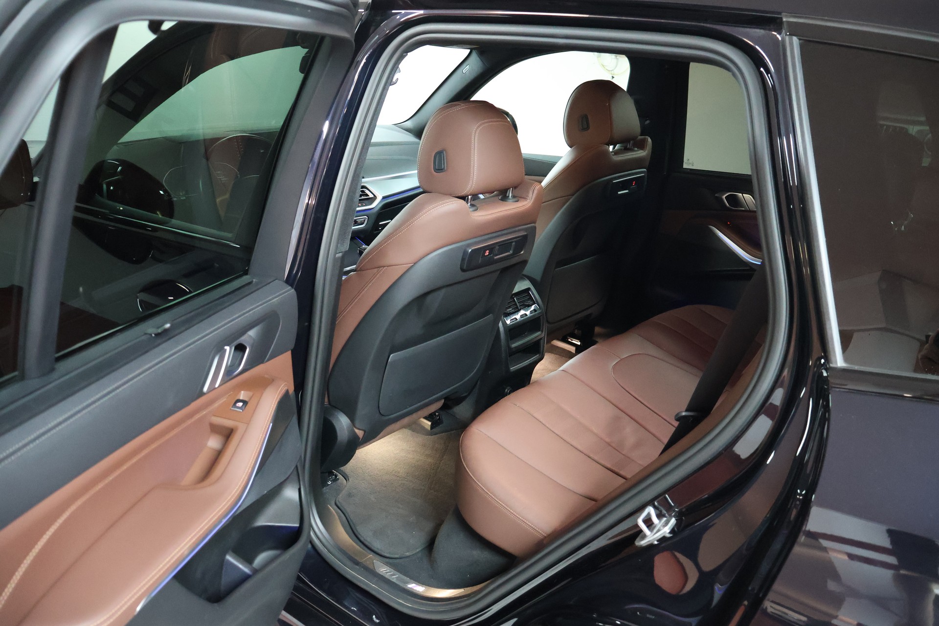 BMW X5 xDrive 48V 30d M Sport Steptronic-image-14