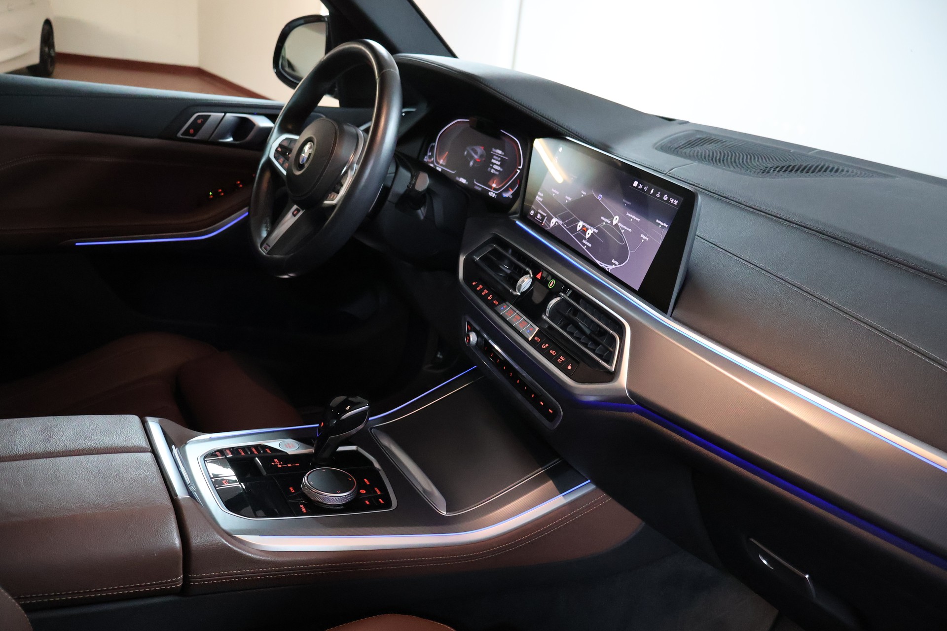 BMW X5 xDrive 48V 30d M Sport Steptronic-image-10