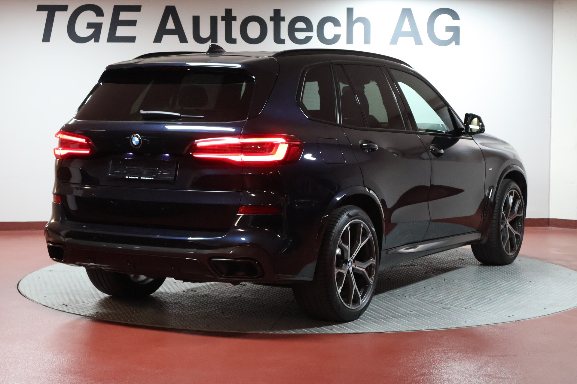 BMW X5 xDrive 48V 30d M Sport Steptronic-image-19