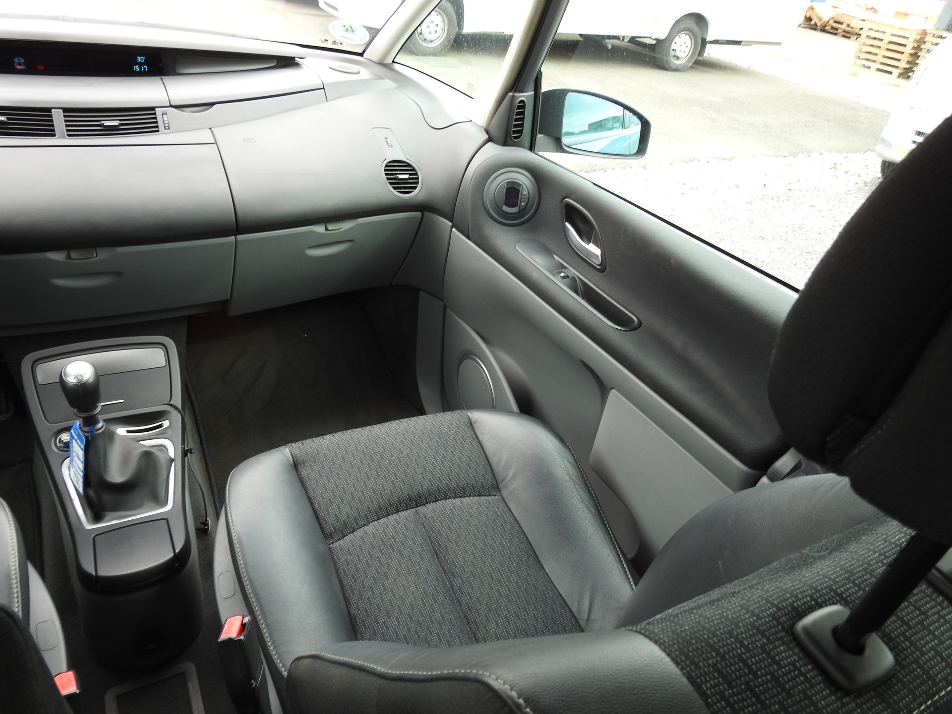 RENAULT Espace 2.0 Turbo Dynamique-image-18