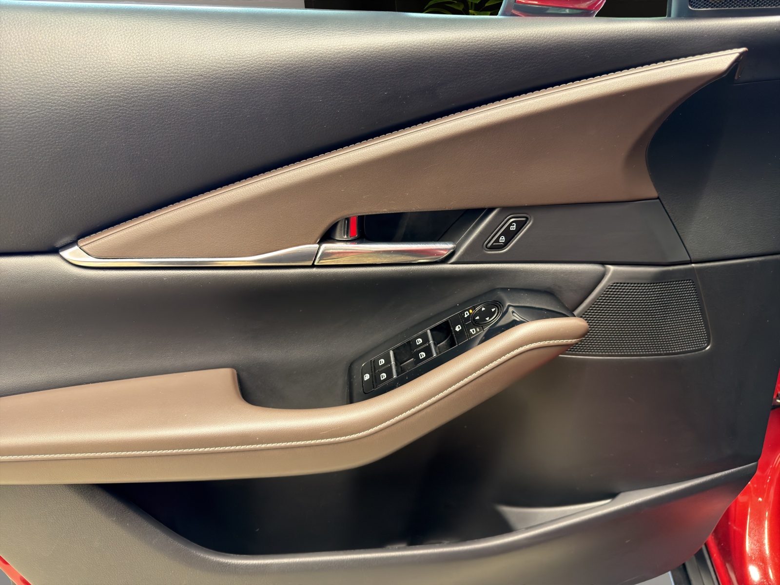 MAZDA CX-30 SKYACTIV-X 186 M Hybrid AWD Revolution Automat-image-7