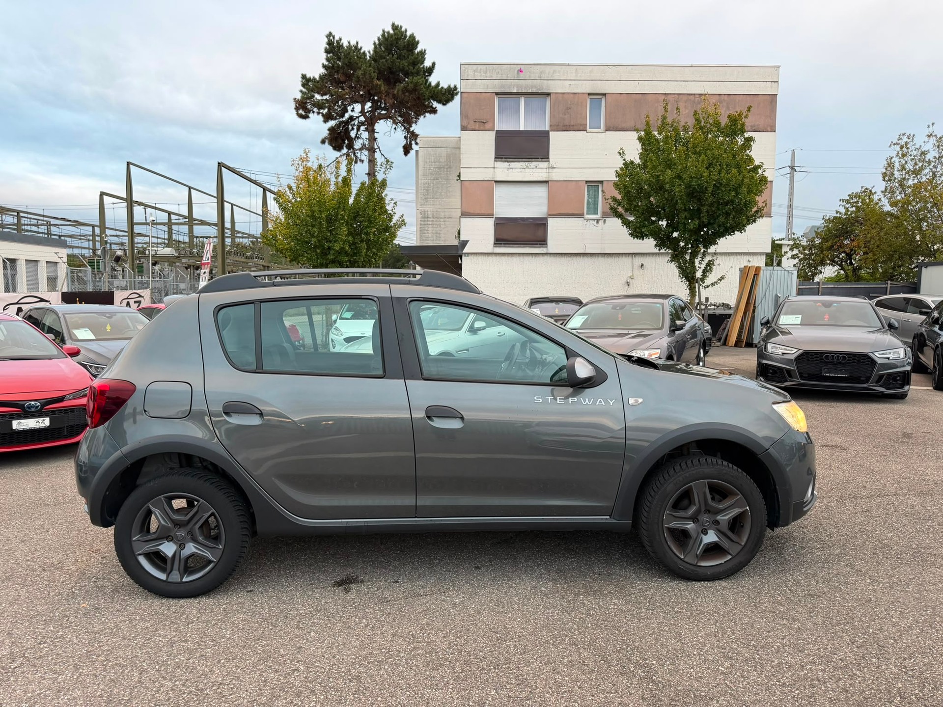 DACIA Sandero Tce 90 Stepway Unlimited expertiser garantie 2 ans 🇨🇭-image-6