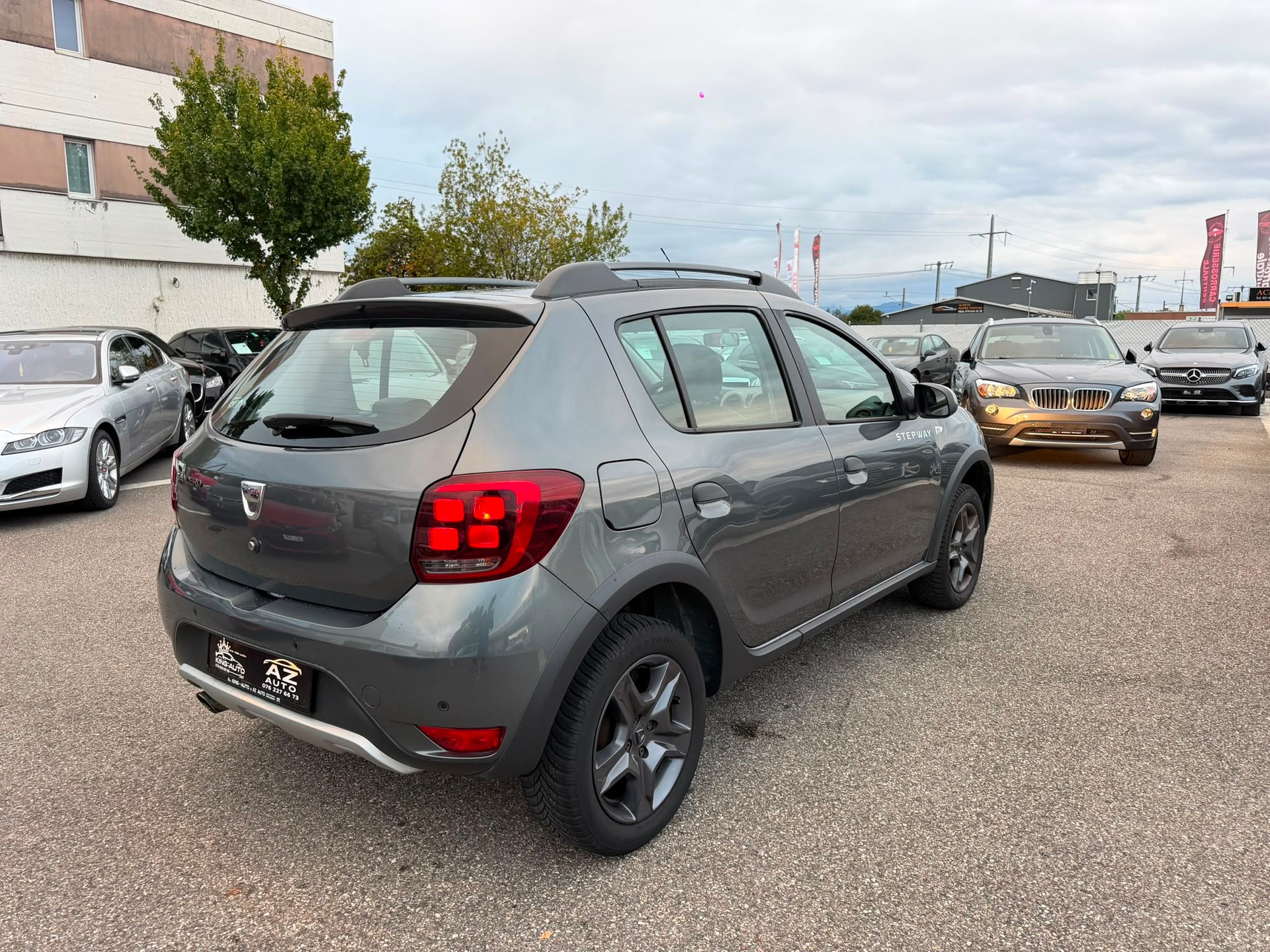 DACIA Sandero Tce 90 Stepway Unlimited expertiser garantie 2 ans 🇨🇭-image-5