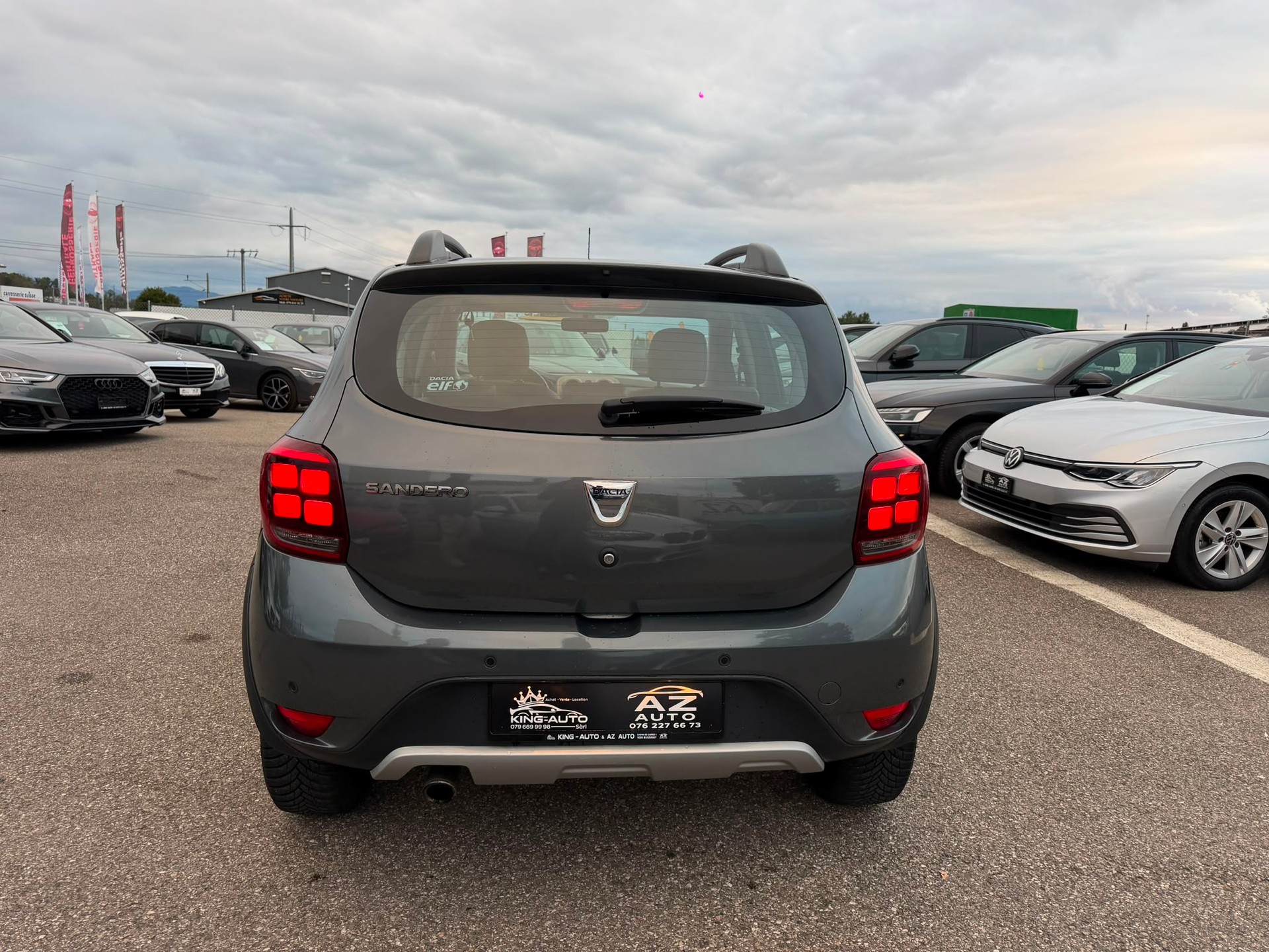 DACIA Sandero Tce 90 Stepway Unlimited expertiser garantie 2 ans 🇨🇭-image-4