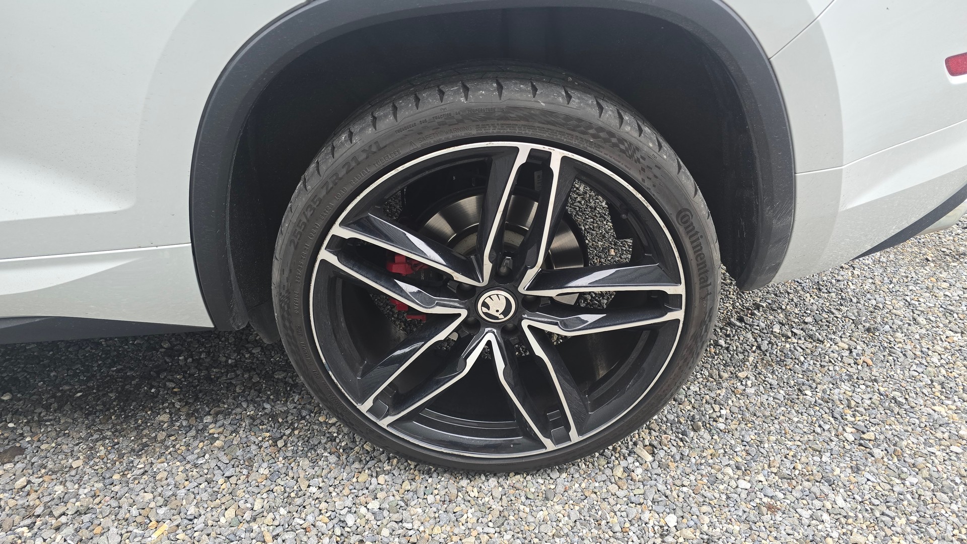 SKODA Kodiaq 2.0 Bi-TDI SCR RS 4x4 DSG-image-8