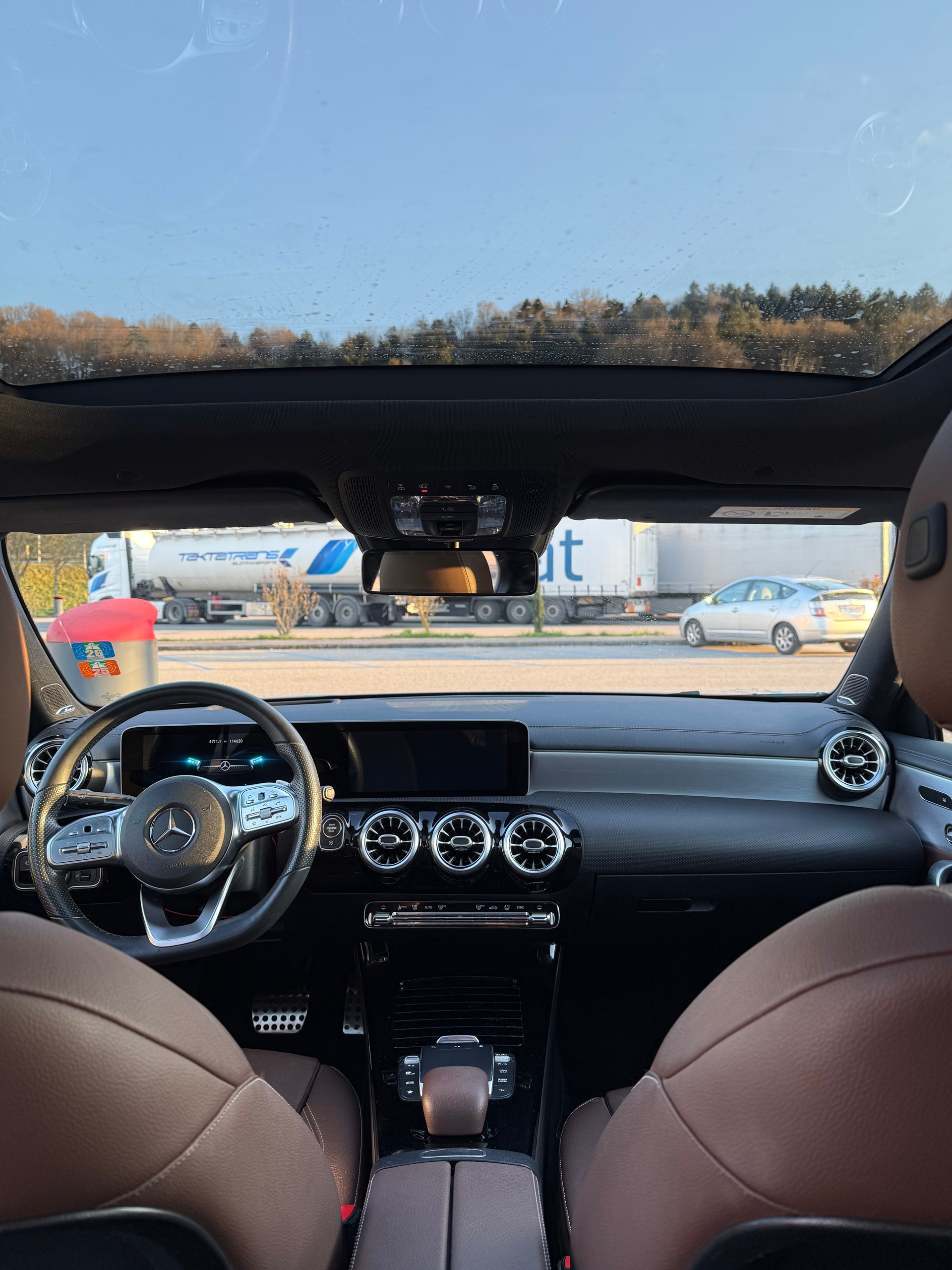 MERCEDES-BENZ A 250 AMG Line 4m-image-8
