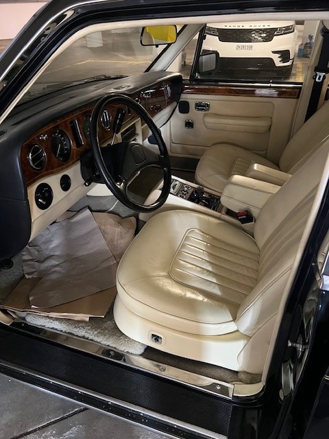 ROLLS-ROYCE Silver Spur II-image-4