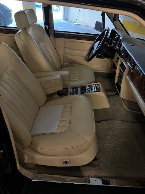 ROLLS-ROYCE Silver Spur II-image-2