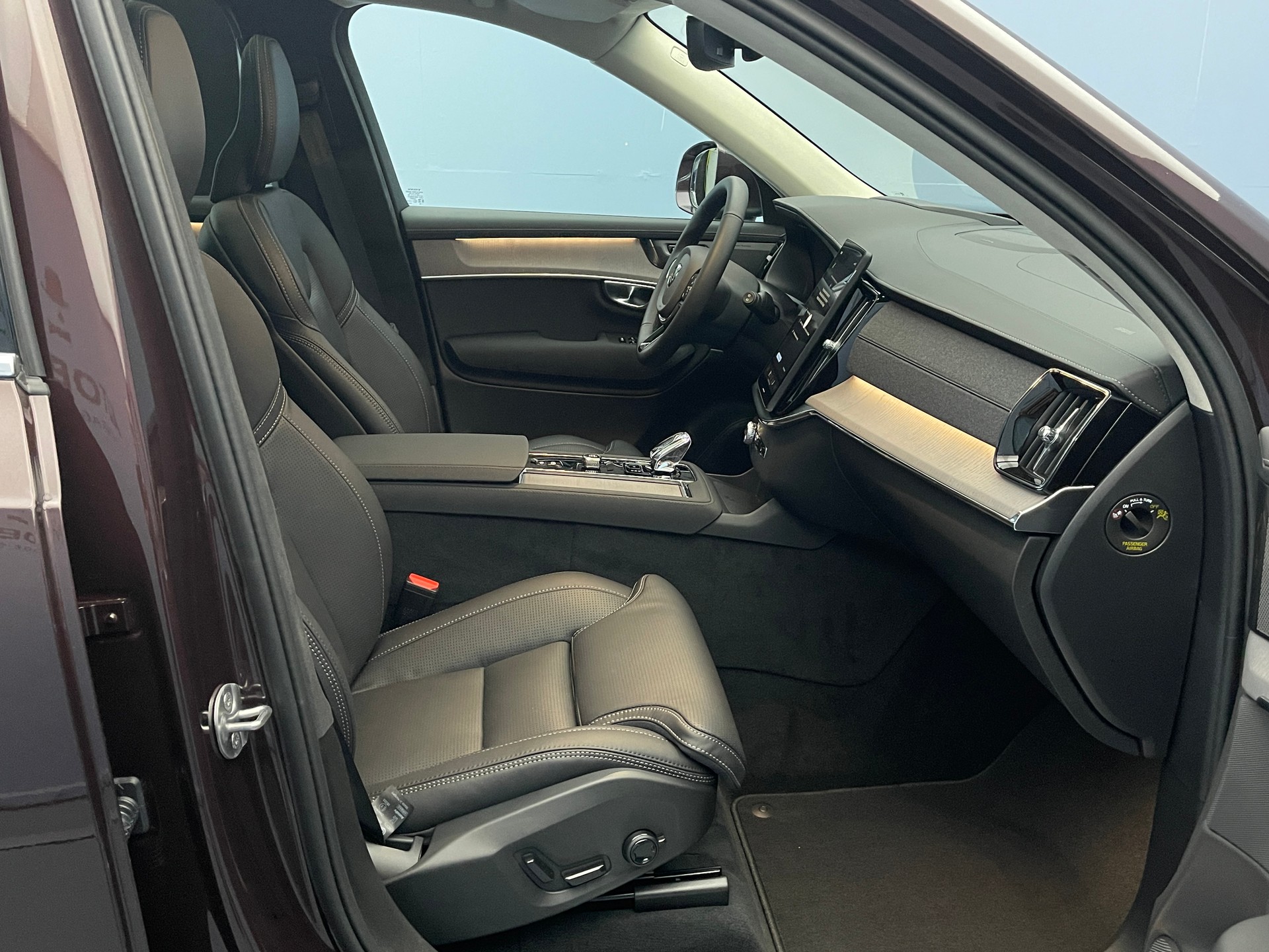 VOLVO XC90 2.0 T8 TE Ultra Bright eAWD-image-15