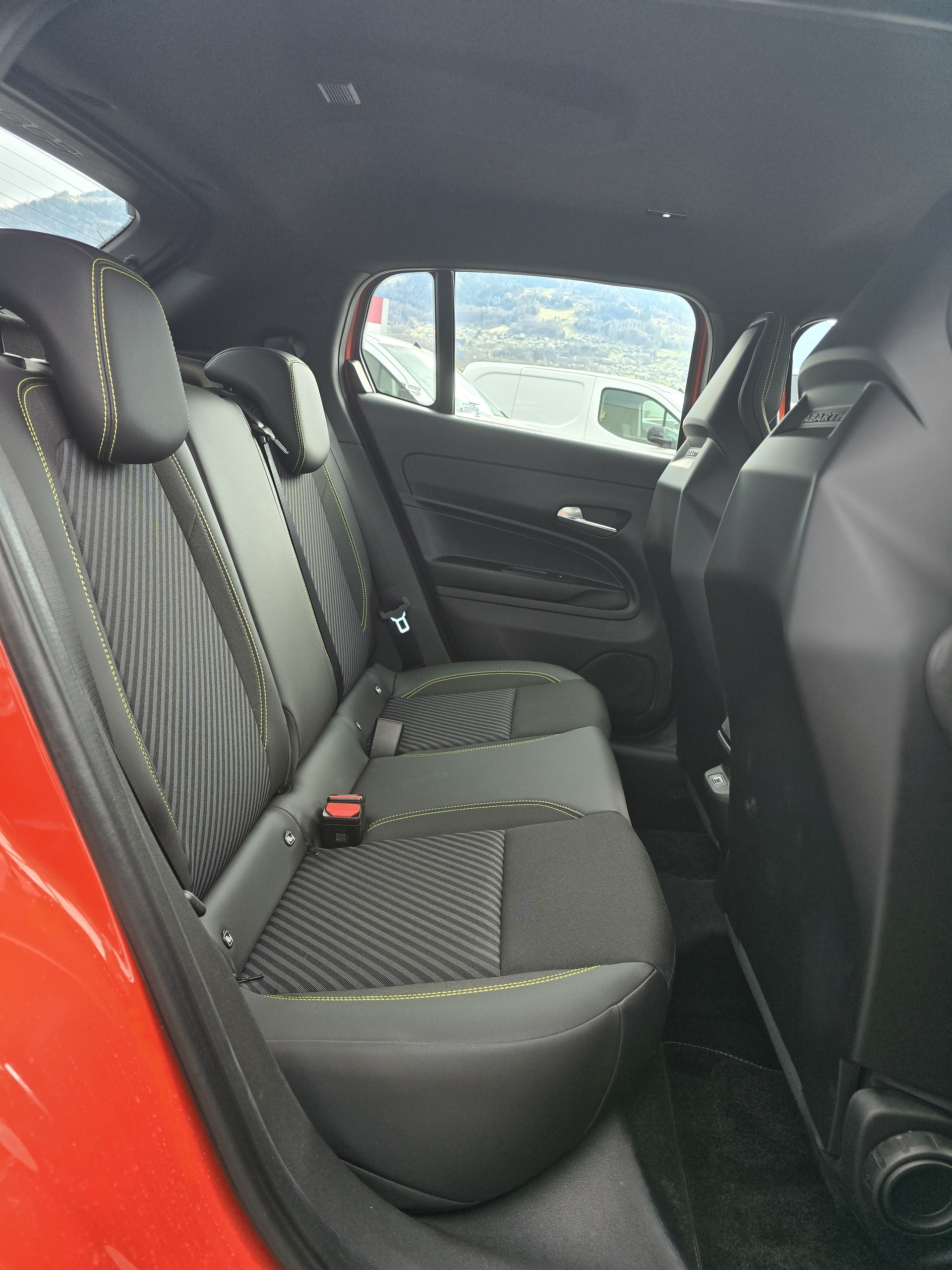 FIAT Abarth 600e Turismo-image-15