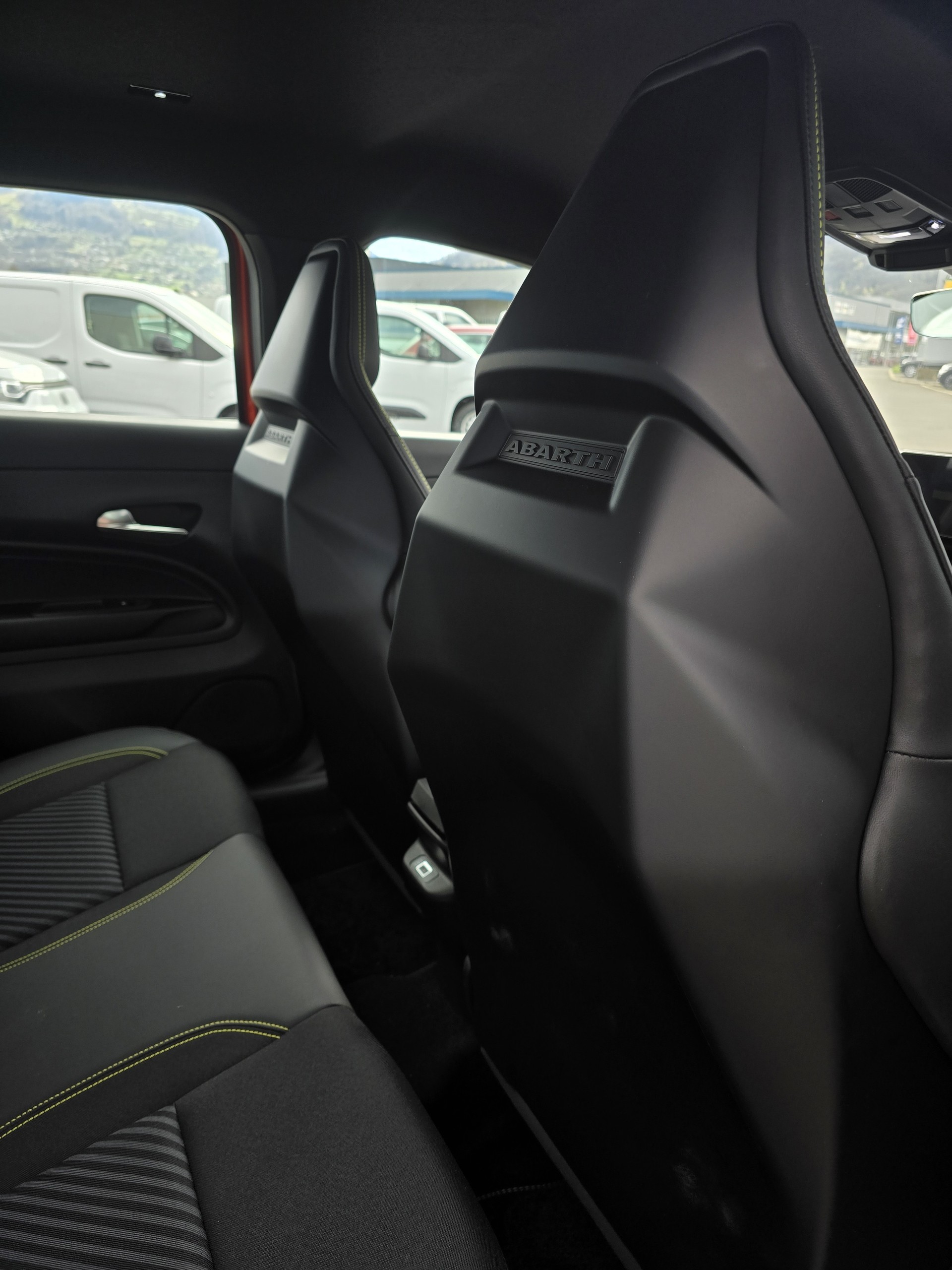 FIAT Abarth 600e Turismo-image-17