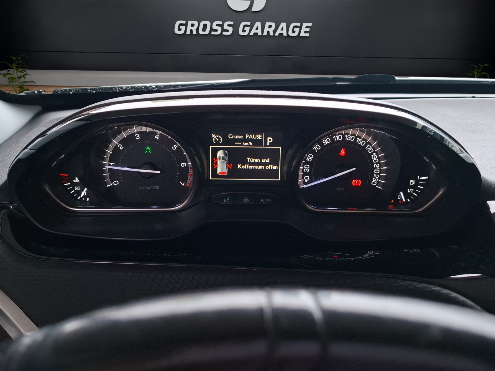 PEUGEOT 2008 1.2 PureTech Active-image-11