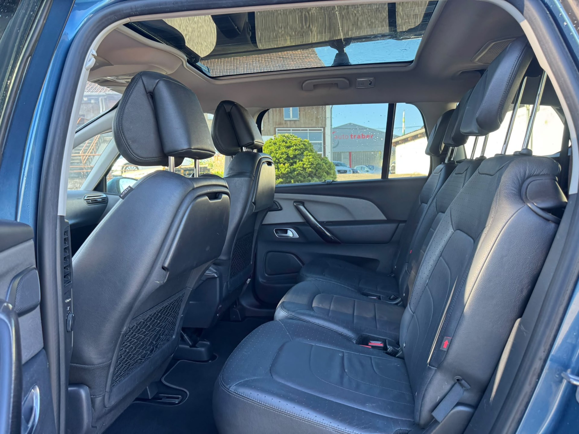 CITROEN Grand C4 Picasso 2.0 BlueHDi Exclusive Automatic-image-13
