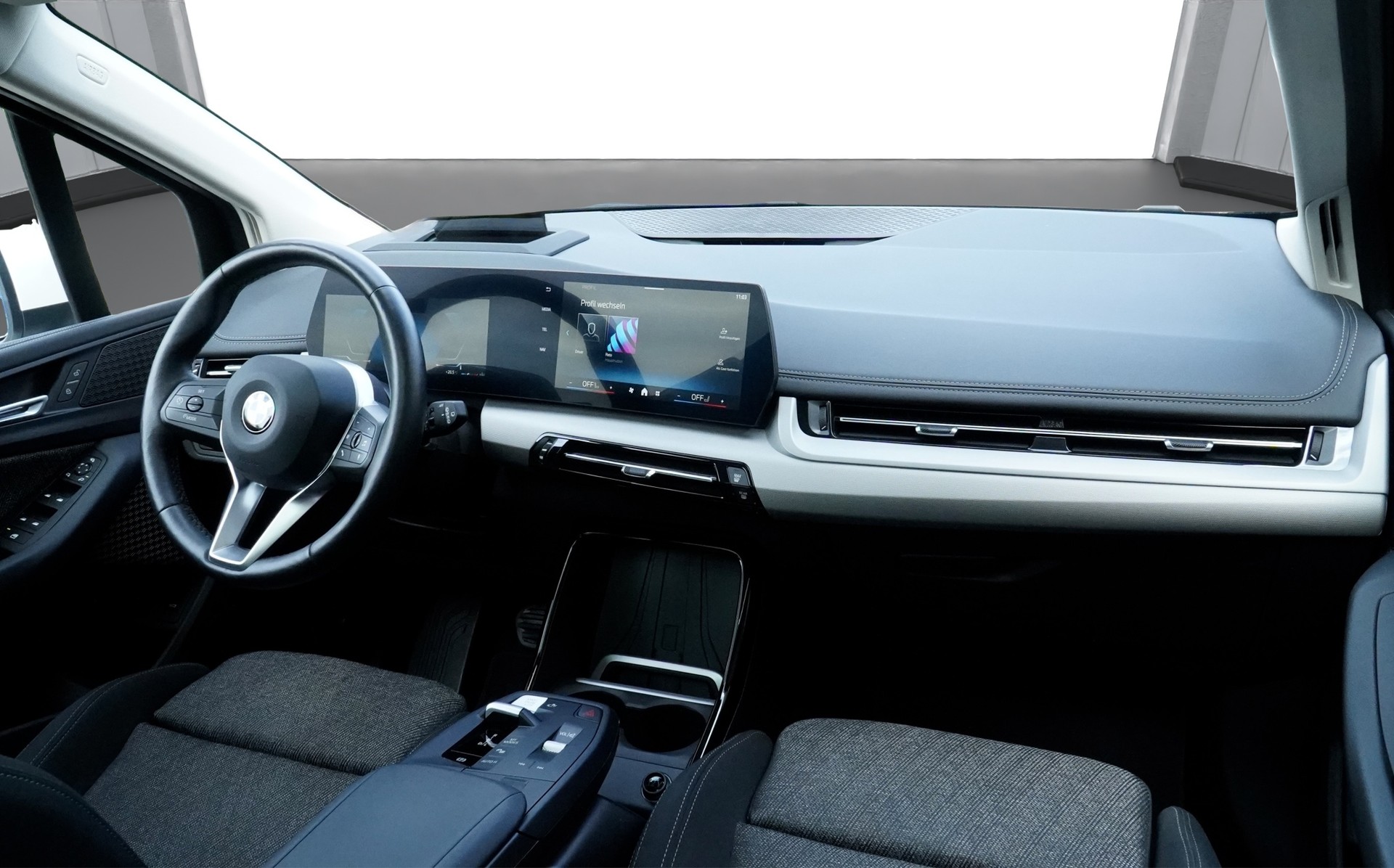 BMW 223d Active Tourer xDrive DKG *CH Fahrzeug/Werksgarantie/Gratis-Service/AHK*-image-12