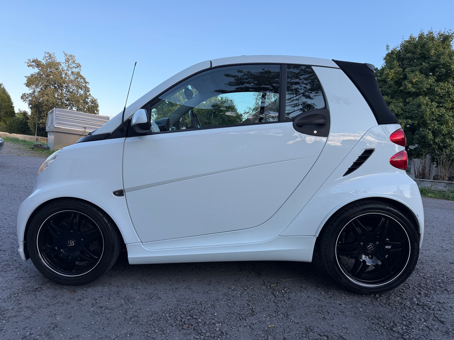 SMART 👉🏻fortwo BRABUS softouch-image-4