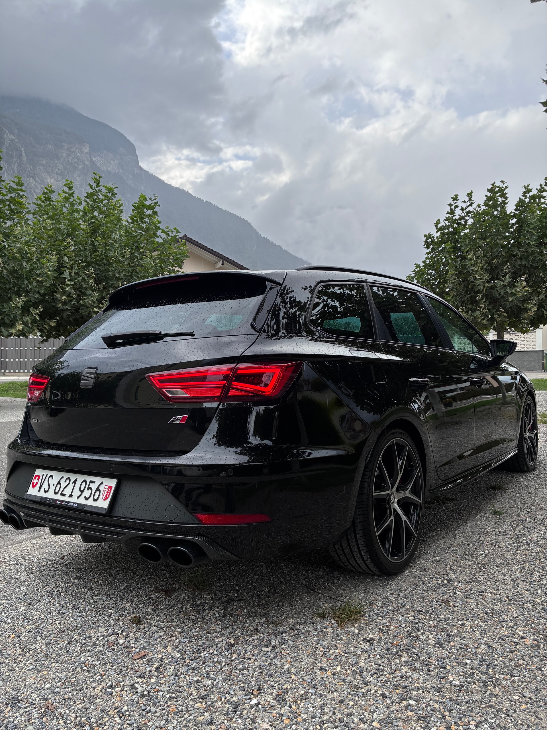 SEAT 2.0 TSI 370 Cupra 4Drive DSG-image-1