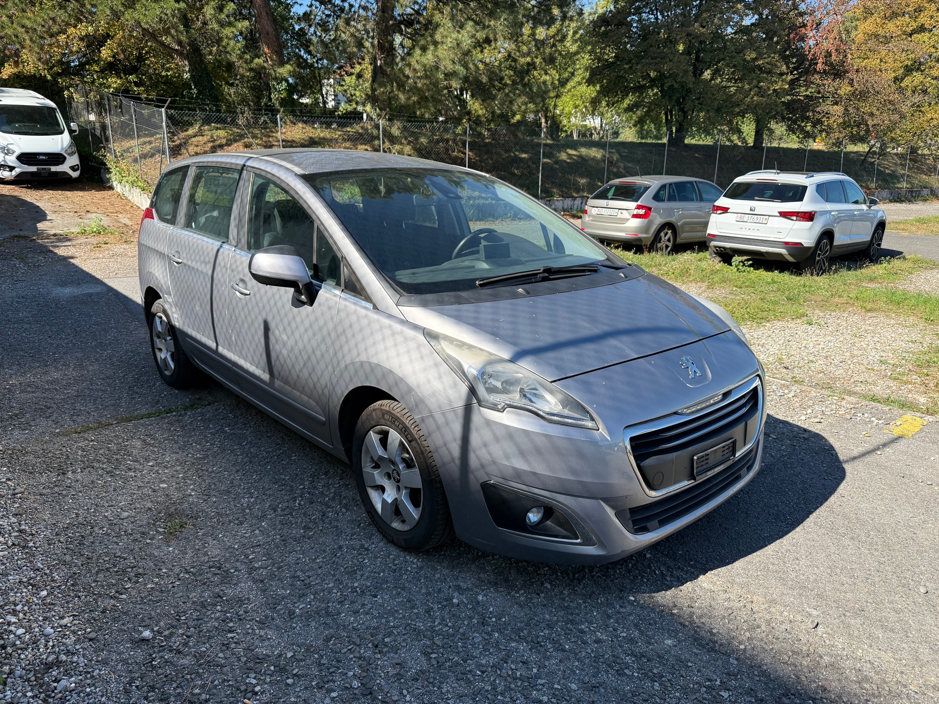 PEUGEOT 5008 1.6 16V T Active-image-2