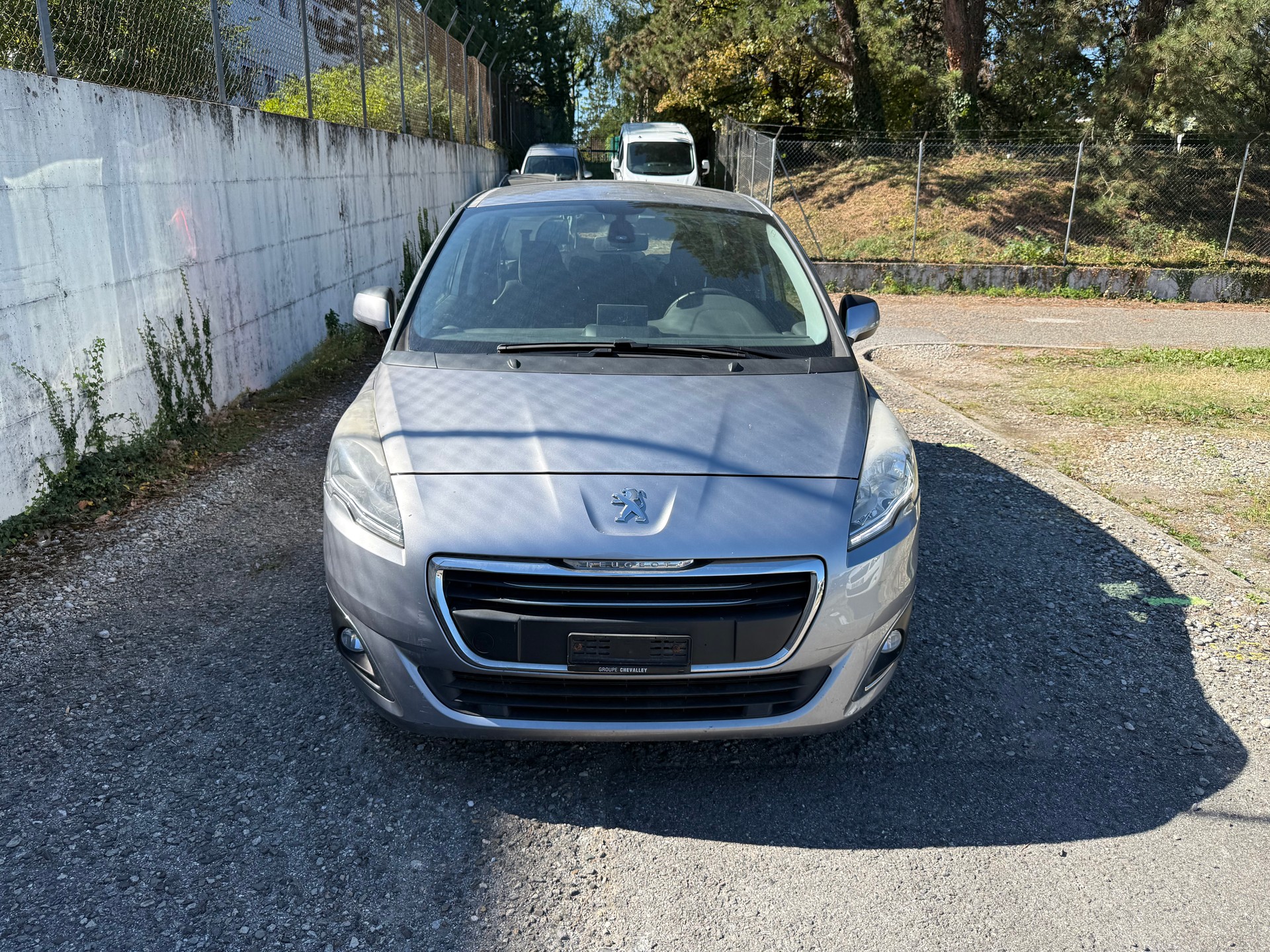 PEUGEOT 5008 1.6 16V T Active-image-0