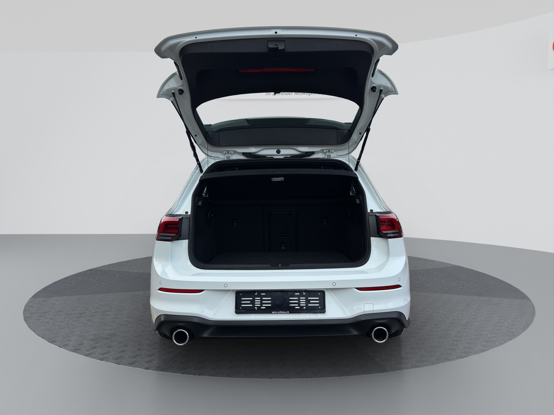 VW Golf 2.0 TSI GTI DSG-image-12