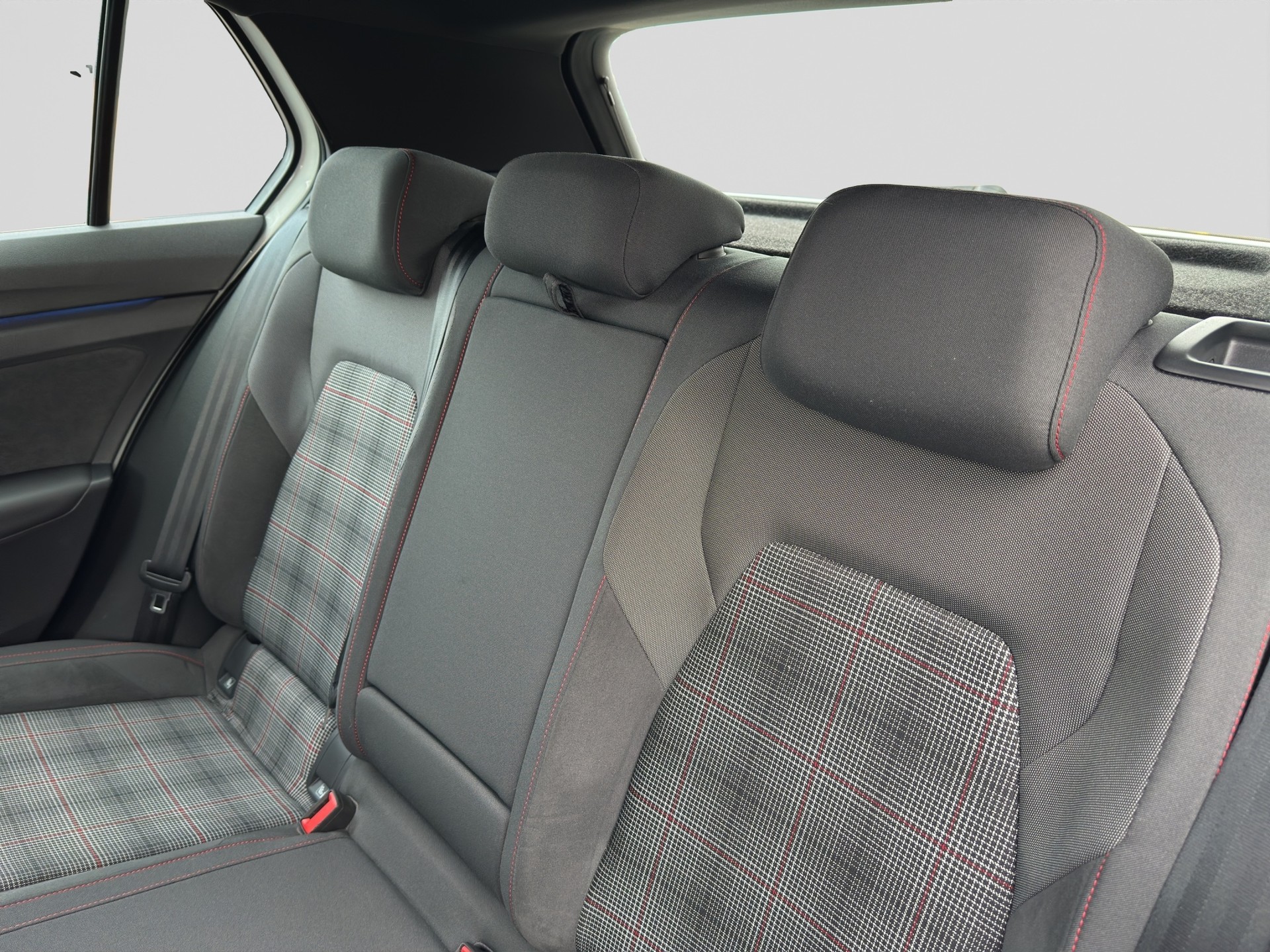 VW Golf 2.0 TSI GTI DSG-image-7
