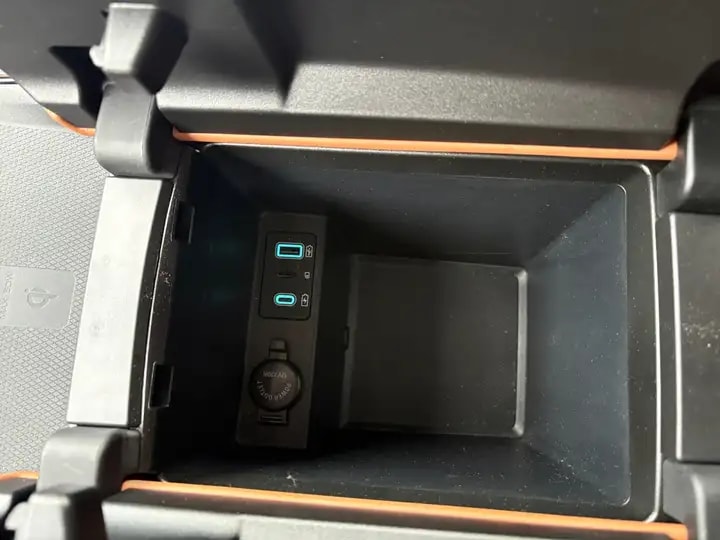 BYD Tang Flagship 4 x 4 / 7-Sitzer-image-15
