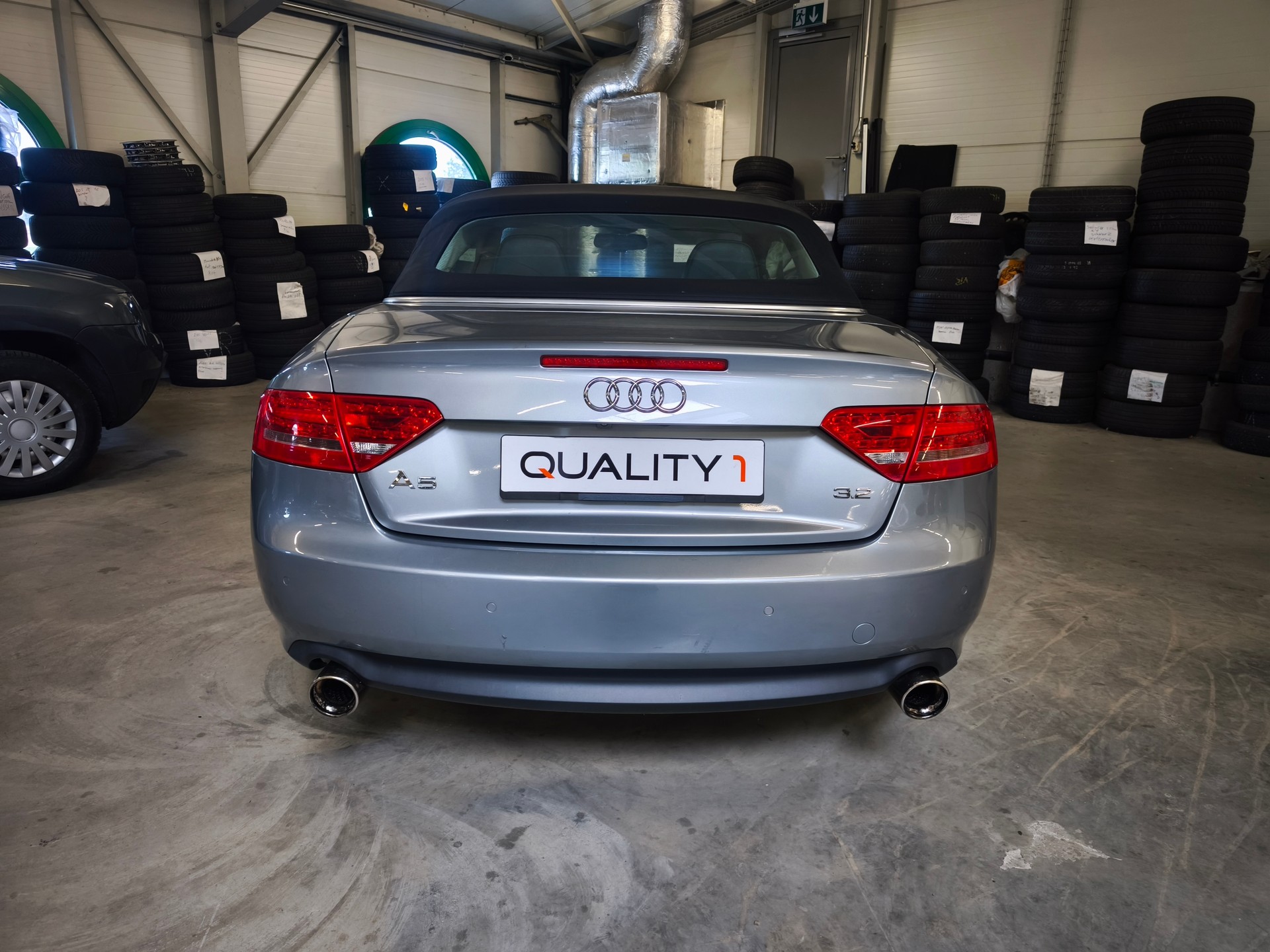 AUDI A5 Cabriolet 3.2 FSI multitronic-image-3