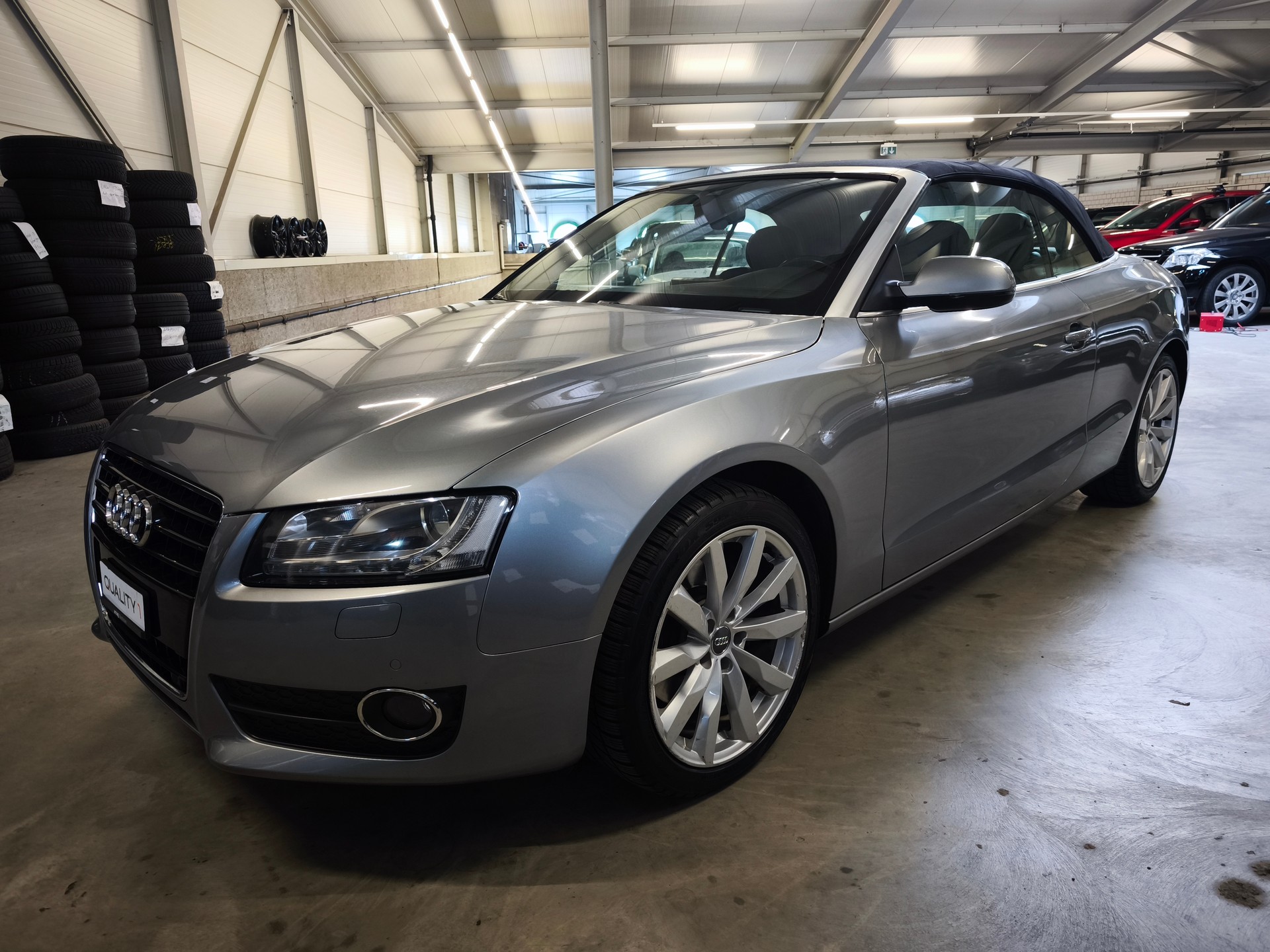 AUDI A5 Cabriolet 3.2 FSI multitronic-image-5