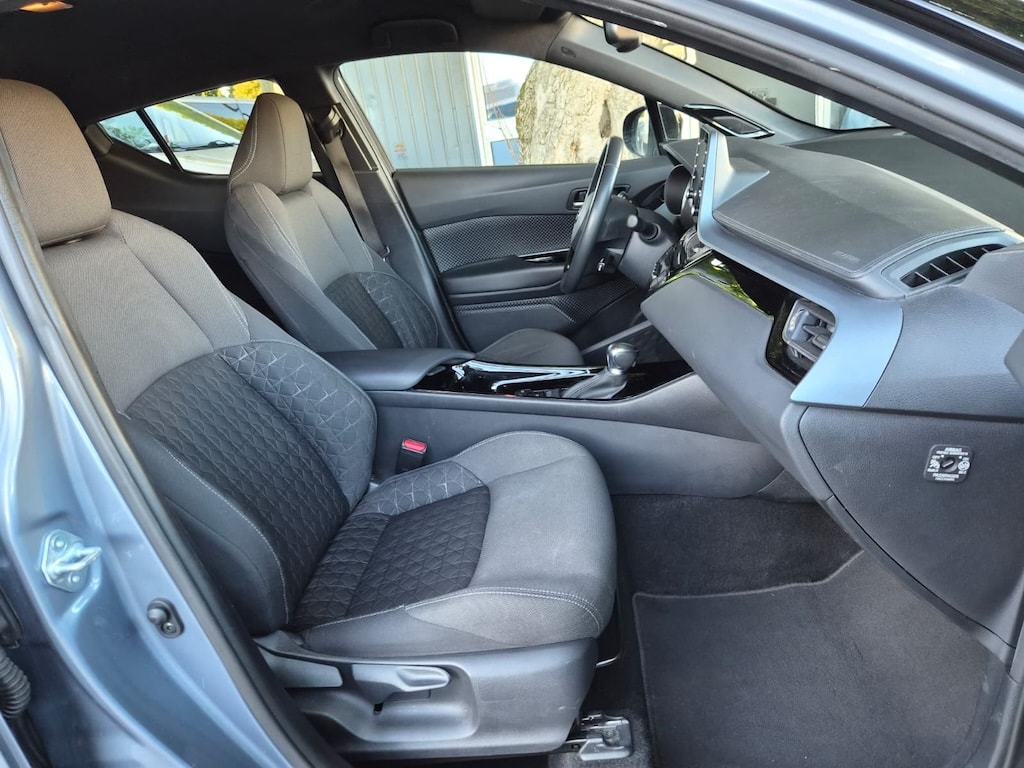TOYOTA C-HR 1.8 HSD CVT Trend-image-9
