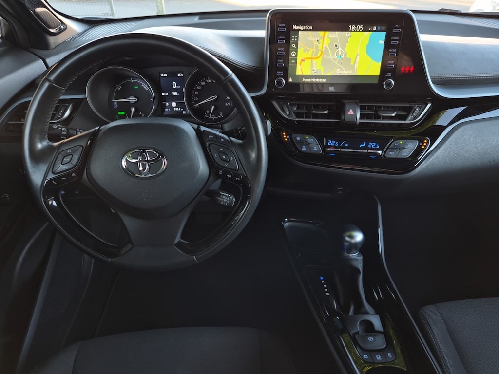 TOYOTA C-HR 1.8 HSD CVT Trend-image-10