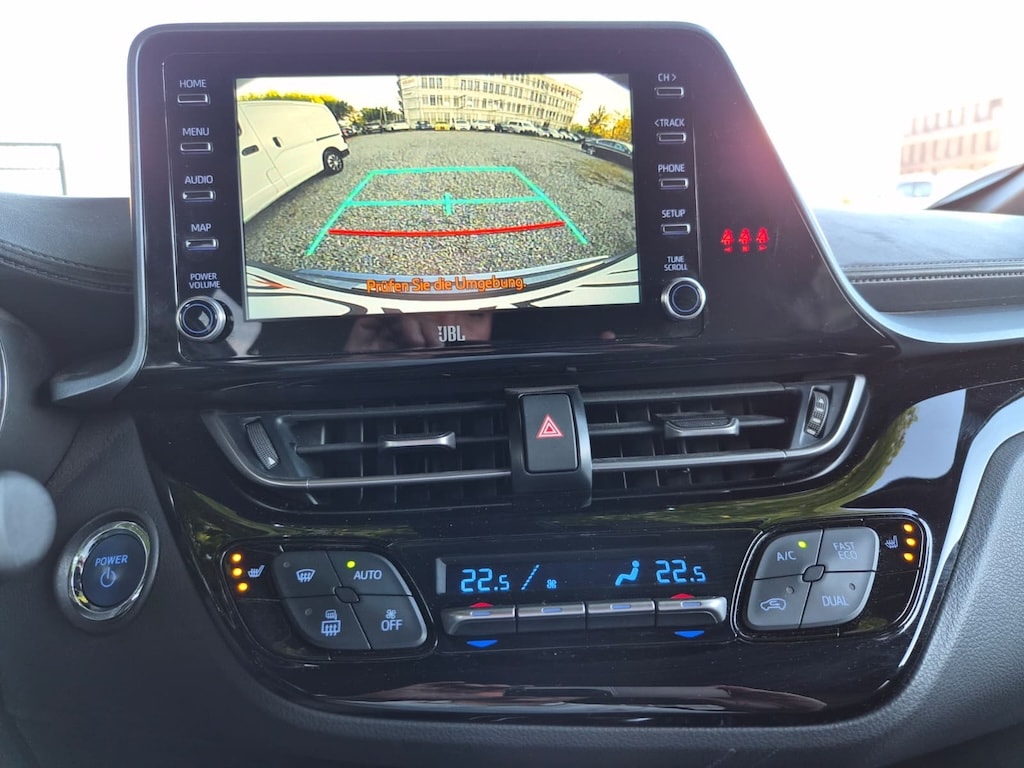 TOYOTA C-HR 1.8 HSD CVT Trend-image-11