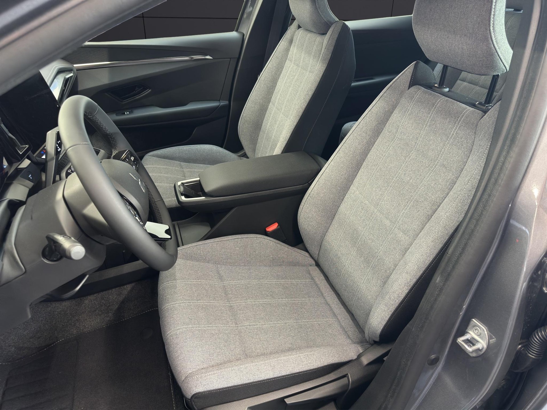 MITSUBISHI Eclipse Cross Inform-image-9