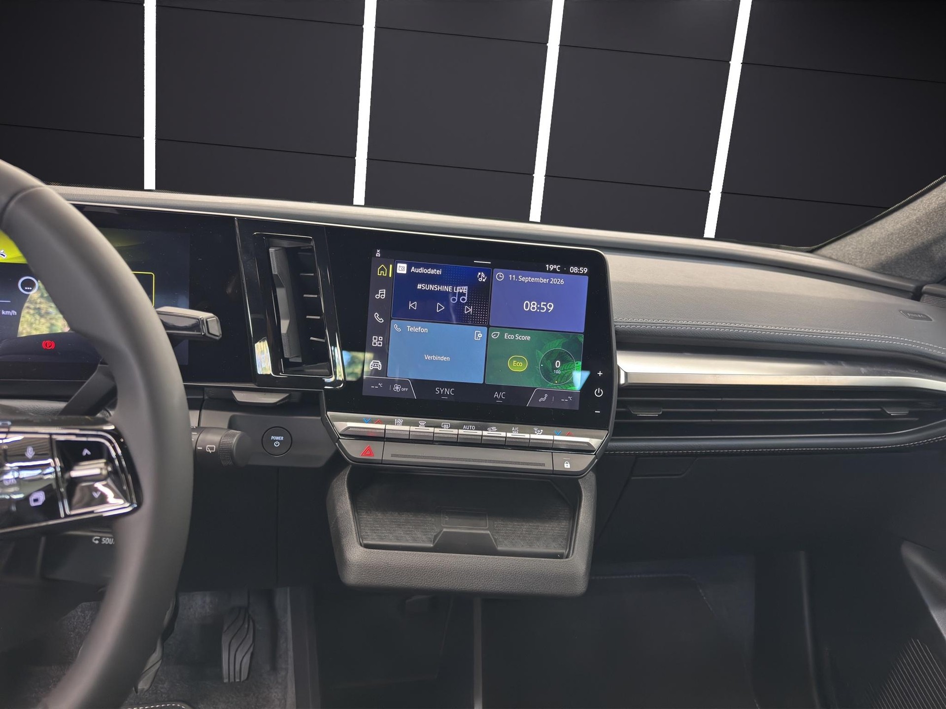 MITSUBISHI Eclipse Cross Inform-image-11