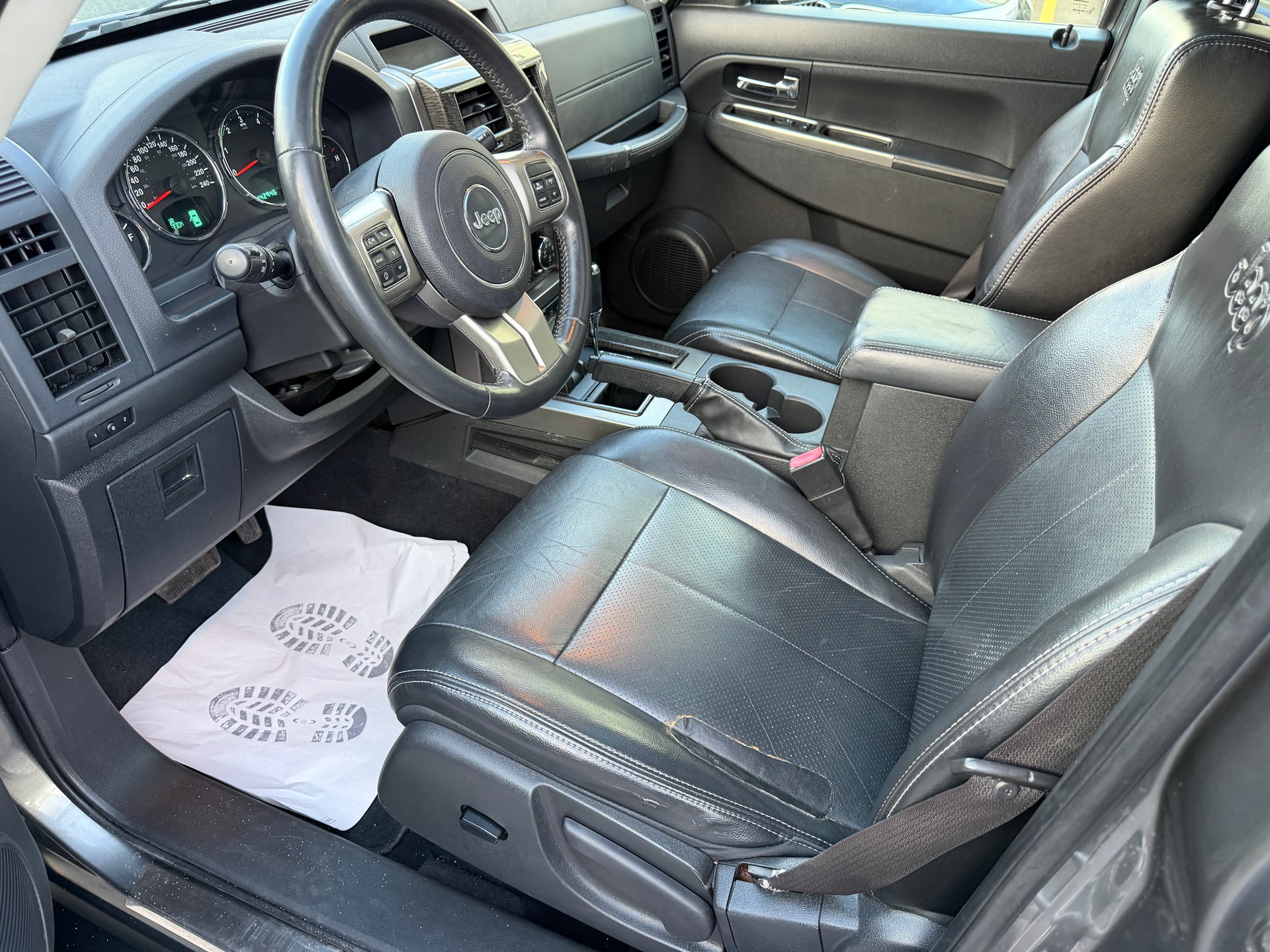 JEEP Cherokee 2.8 CRD Limited Automatic-image-7