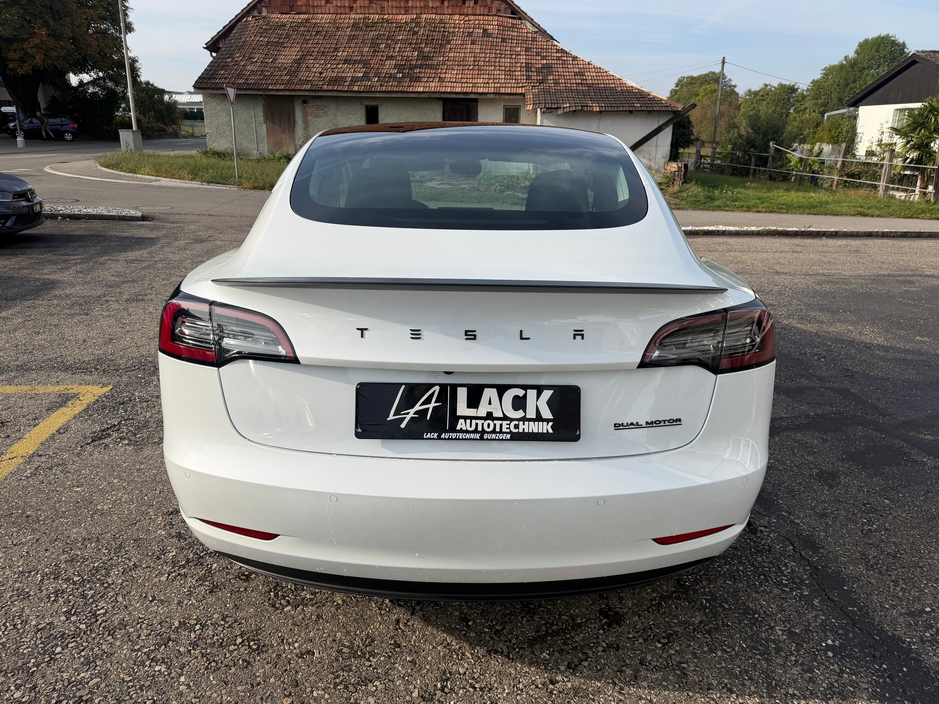 TESLA Model 3 Performance Dual Motor AWD-image-7