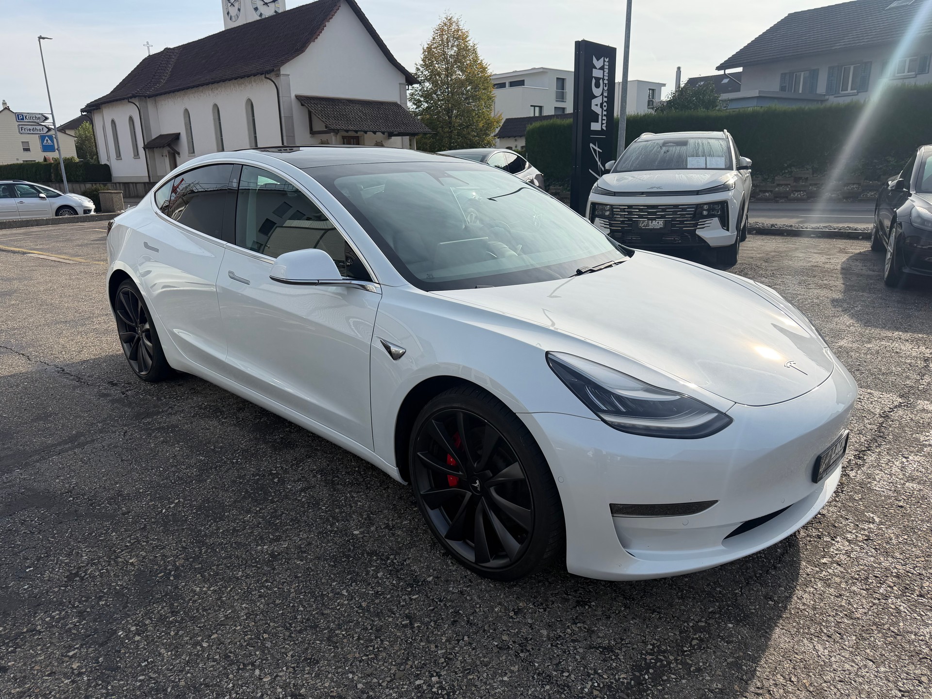 TESLA Model 3 Performance Dual Motor AWD-image-4