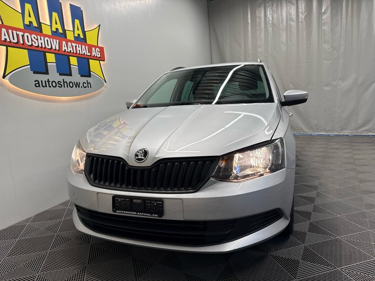 SKODA Fabia 1.0 Active-image-8