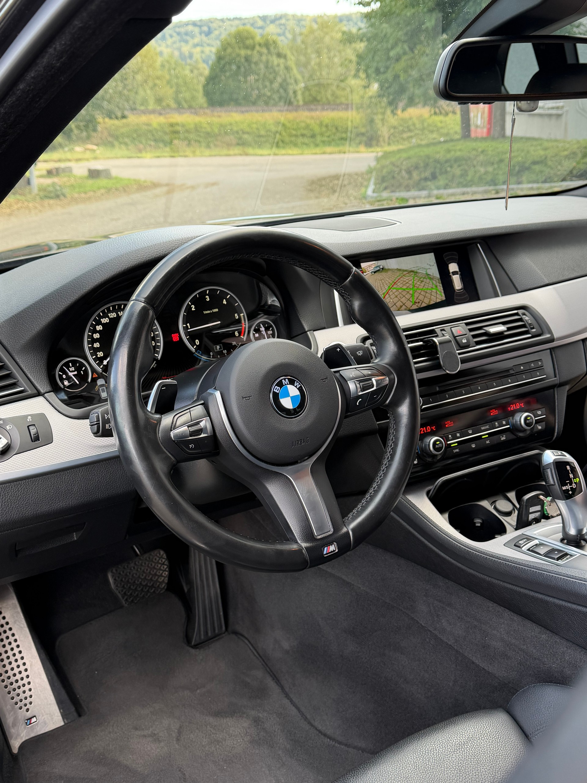 BMW 520d xDrive M Sportpaket-image-9