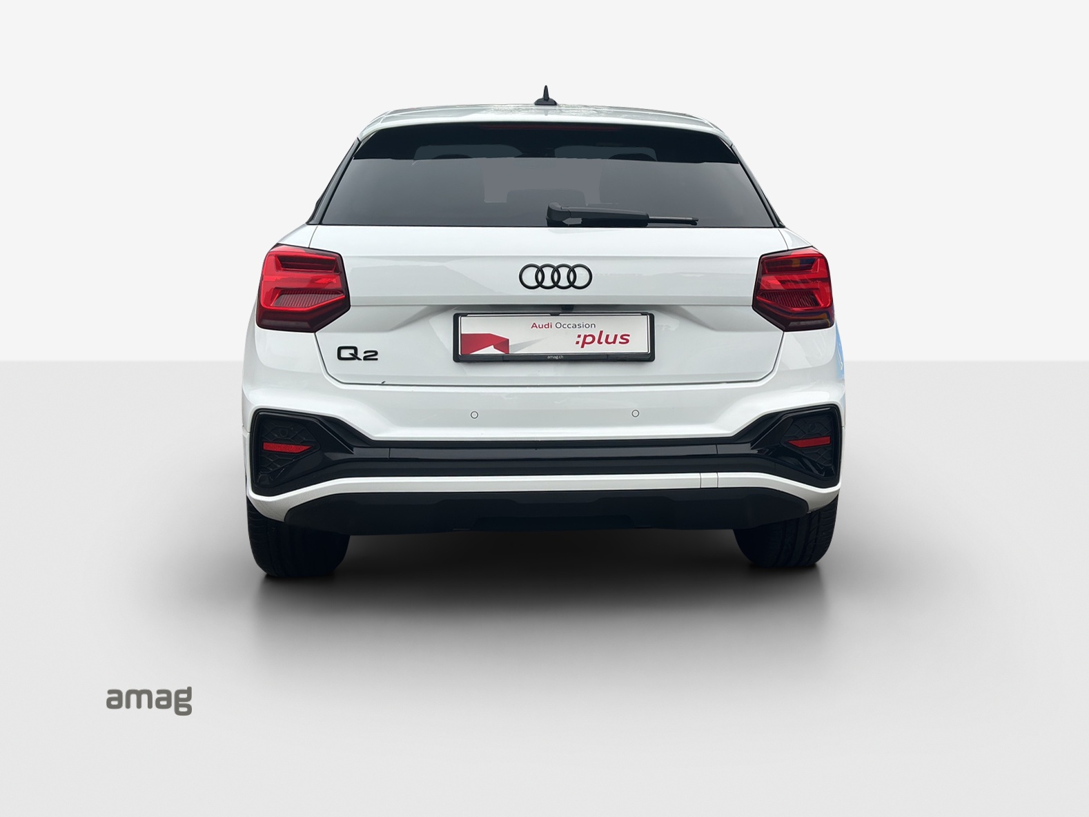 AUDI Q2 35 TFSI S line S-tronic-image-3