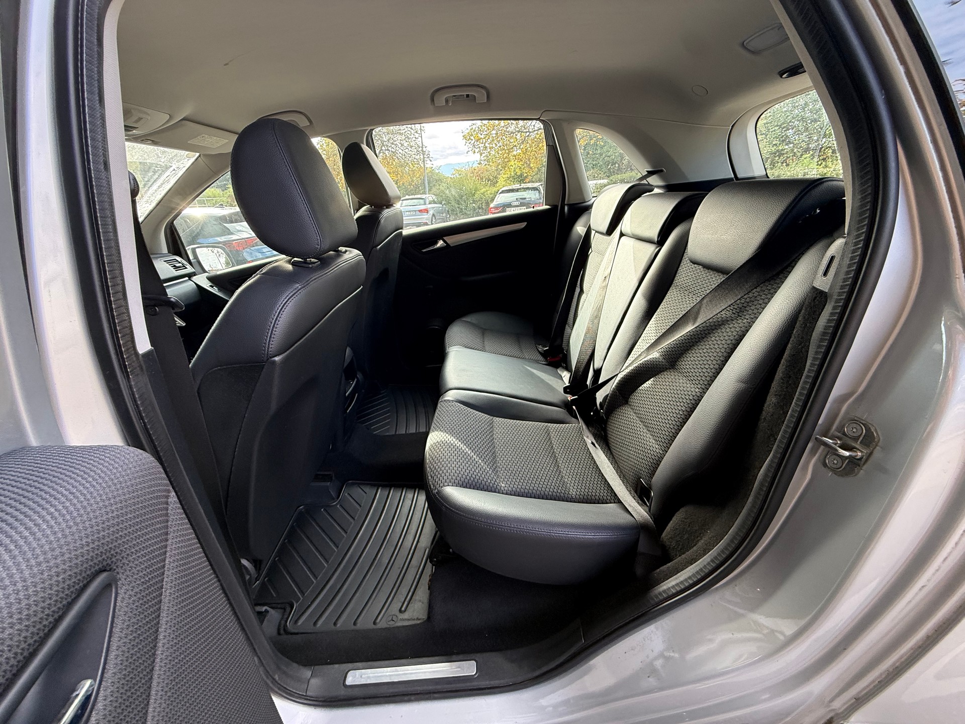 MERCEDES-BENZ B 180 (170) Autotronic-image-9