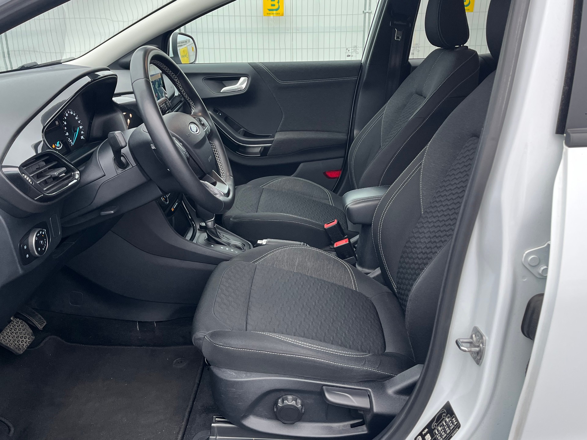 FORD Puma 1.0 MHEV Titanium X Automat-image-9