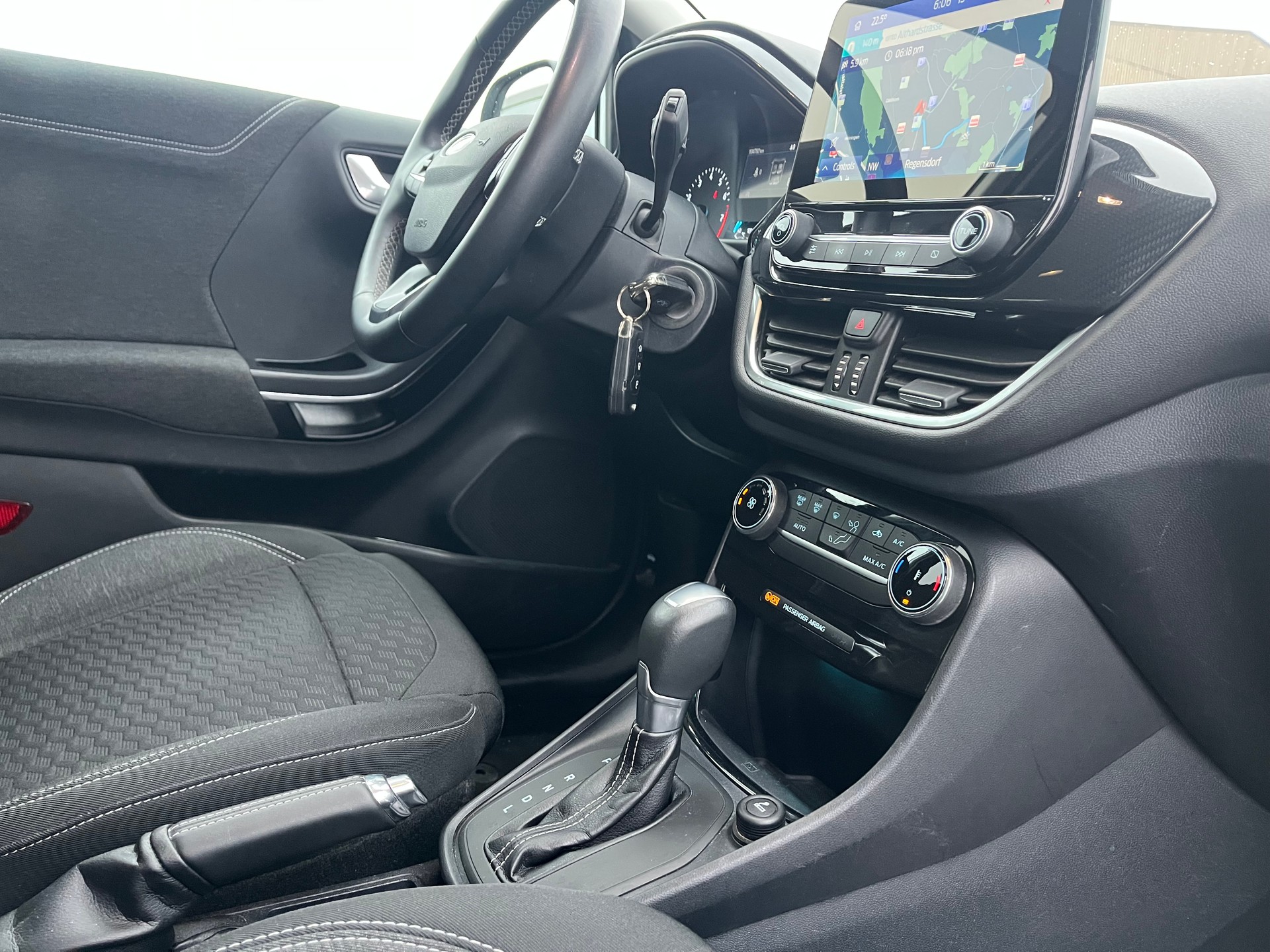 FORD Puma 1.0 MHEV Titanium X Automat-image-8
