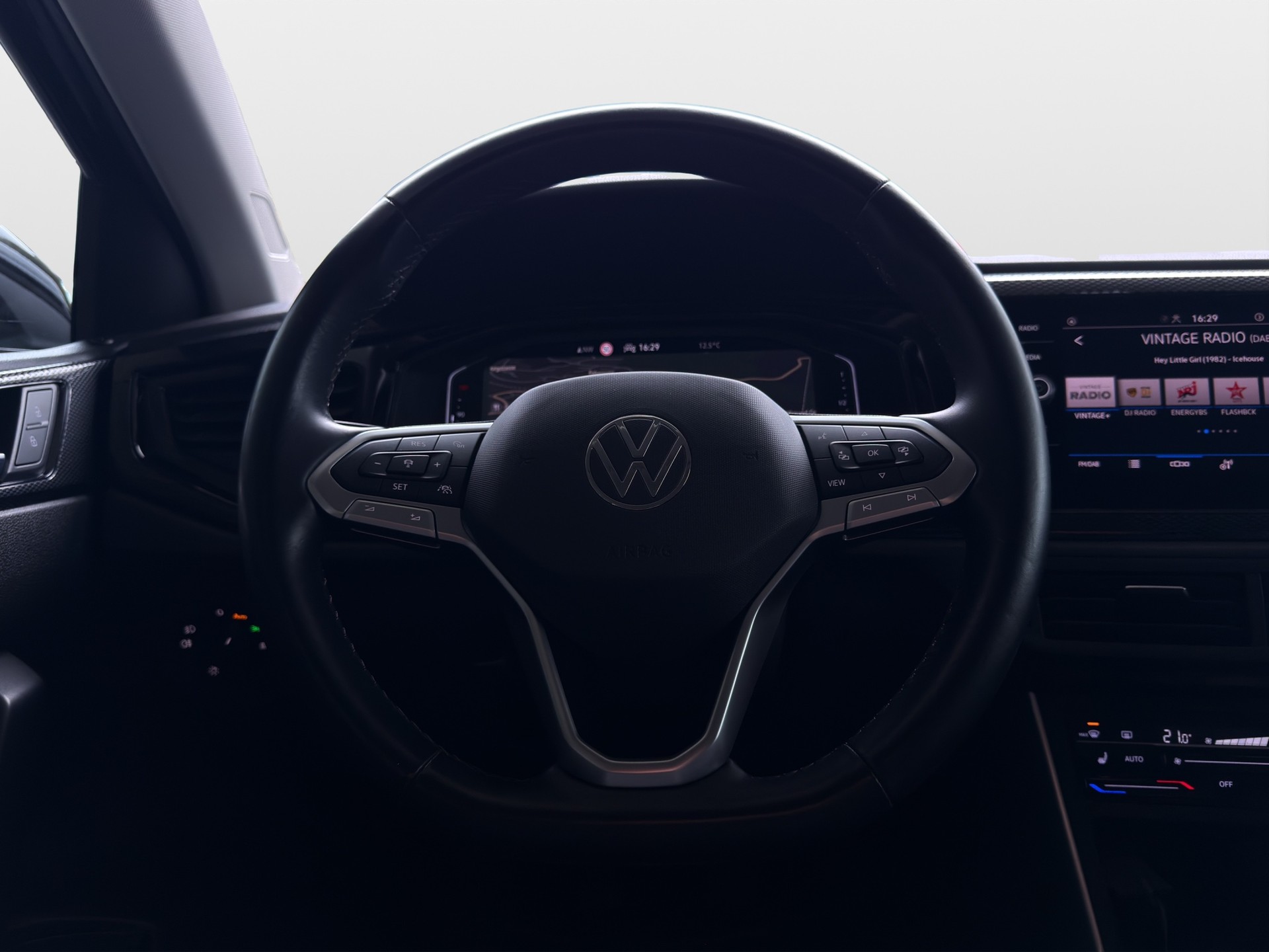 VW Polo 1.0 TSI Life*Frisch ab MFK,1 Jahr oder 20'000km Garantie auf Motor und Getriebe*-image-11