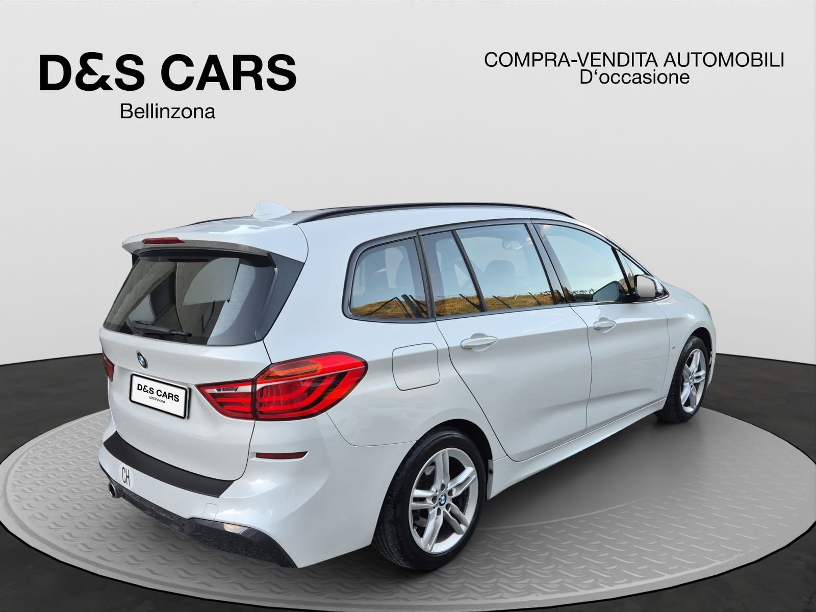 BMW 218i Gran Tourer DKG M Sport-image-5