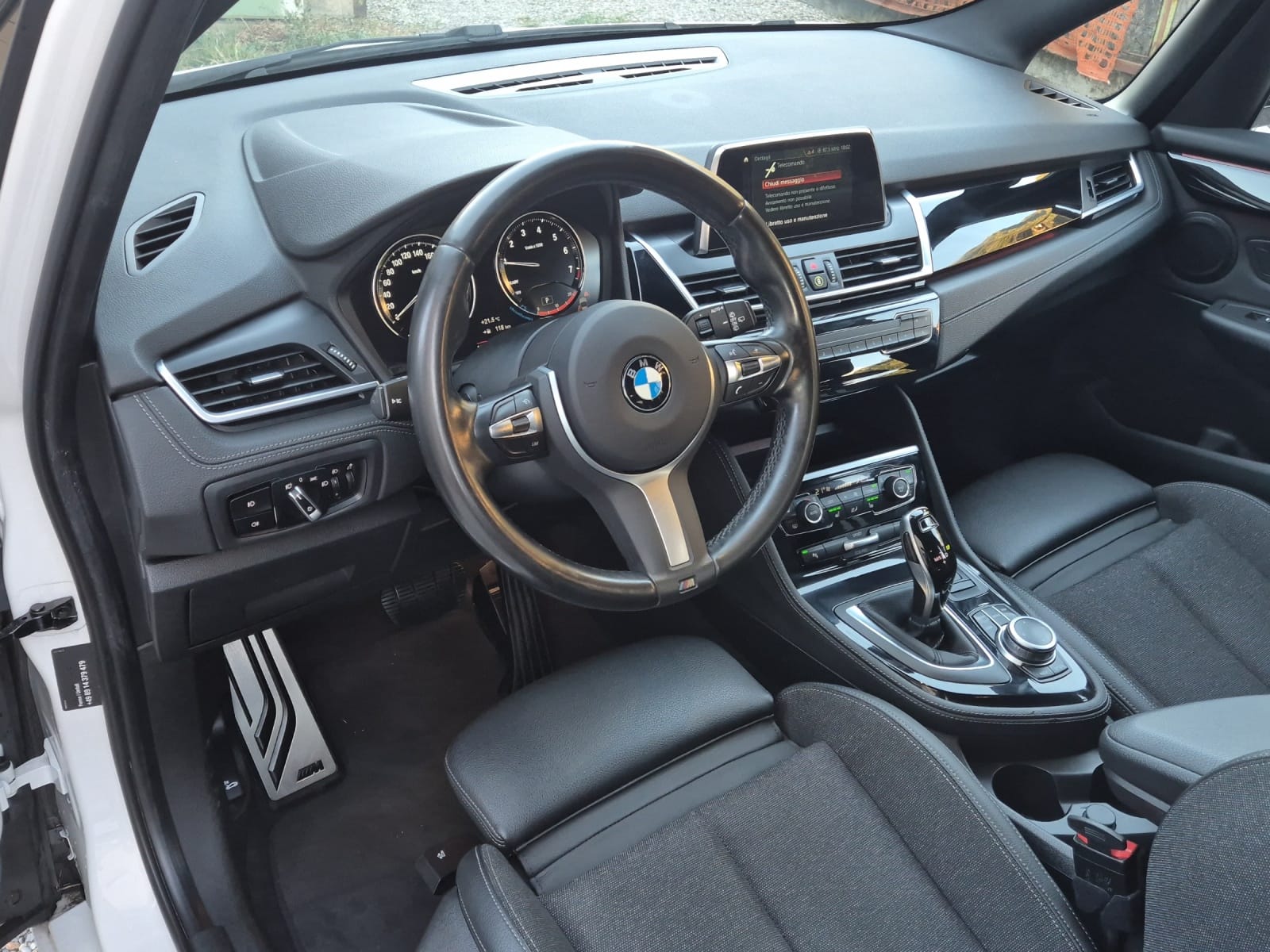 BMW 218i Gran Tourer DKG M Sport-image-13