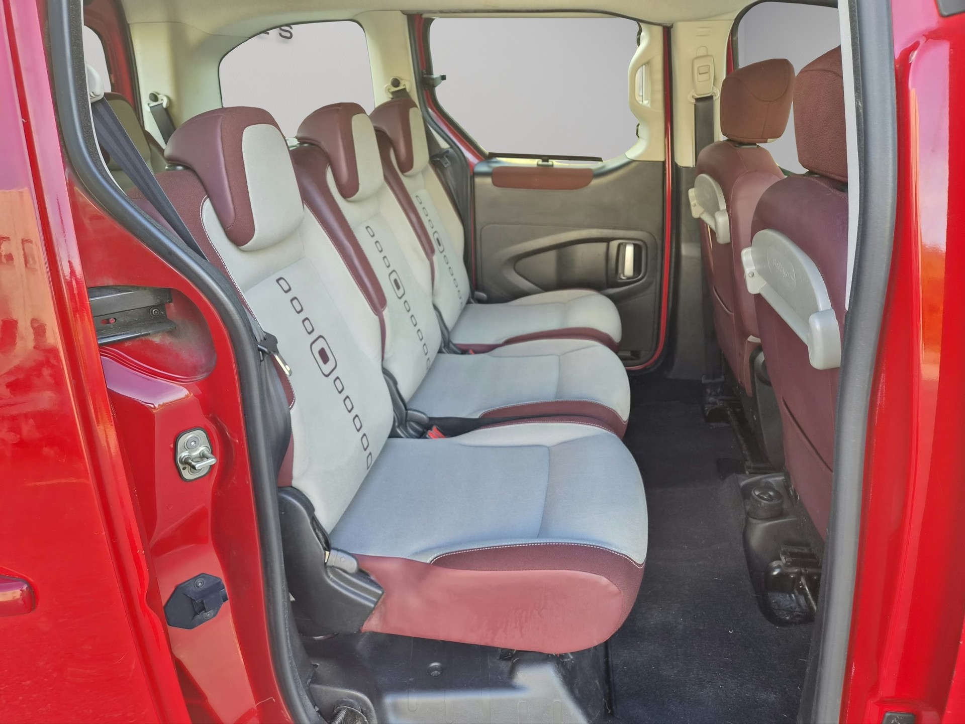CITROEN Berlingo 1.6 HDi Multispace-image-14