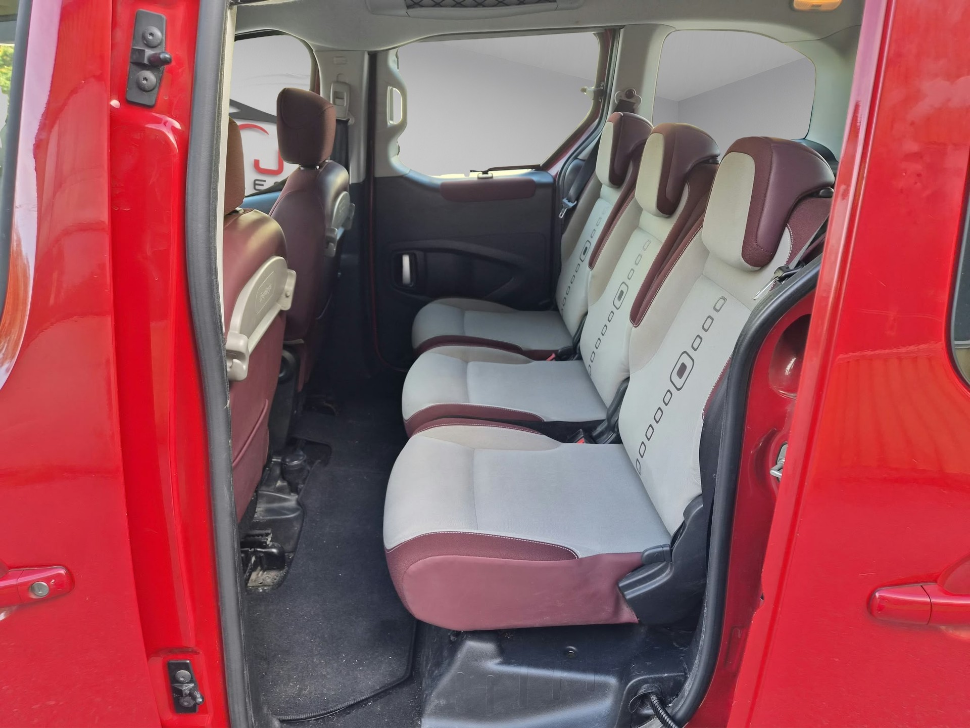 CITROEN Berlingo 1.6 HDi Multispace-image-13