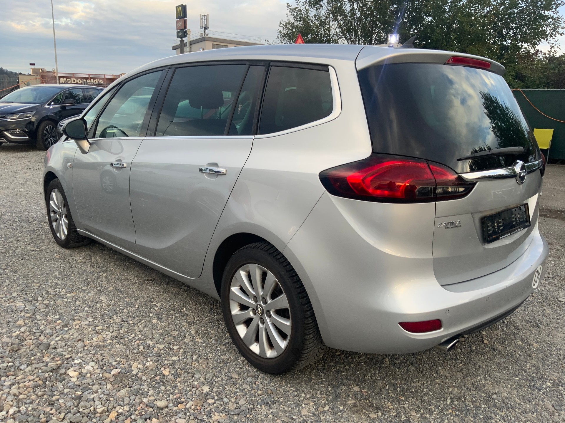OPEL Zafira Tourer 2.0 CDTi Sport Start&Stop-image-4